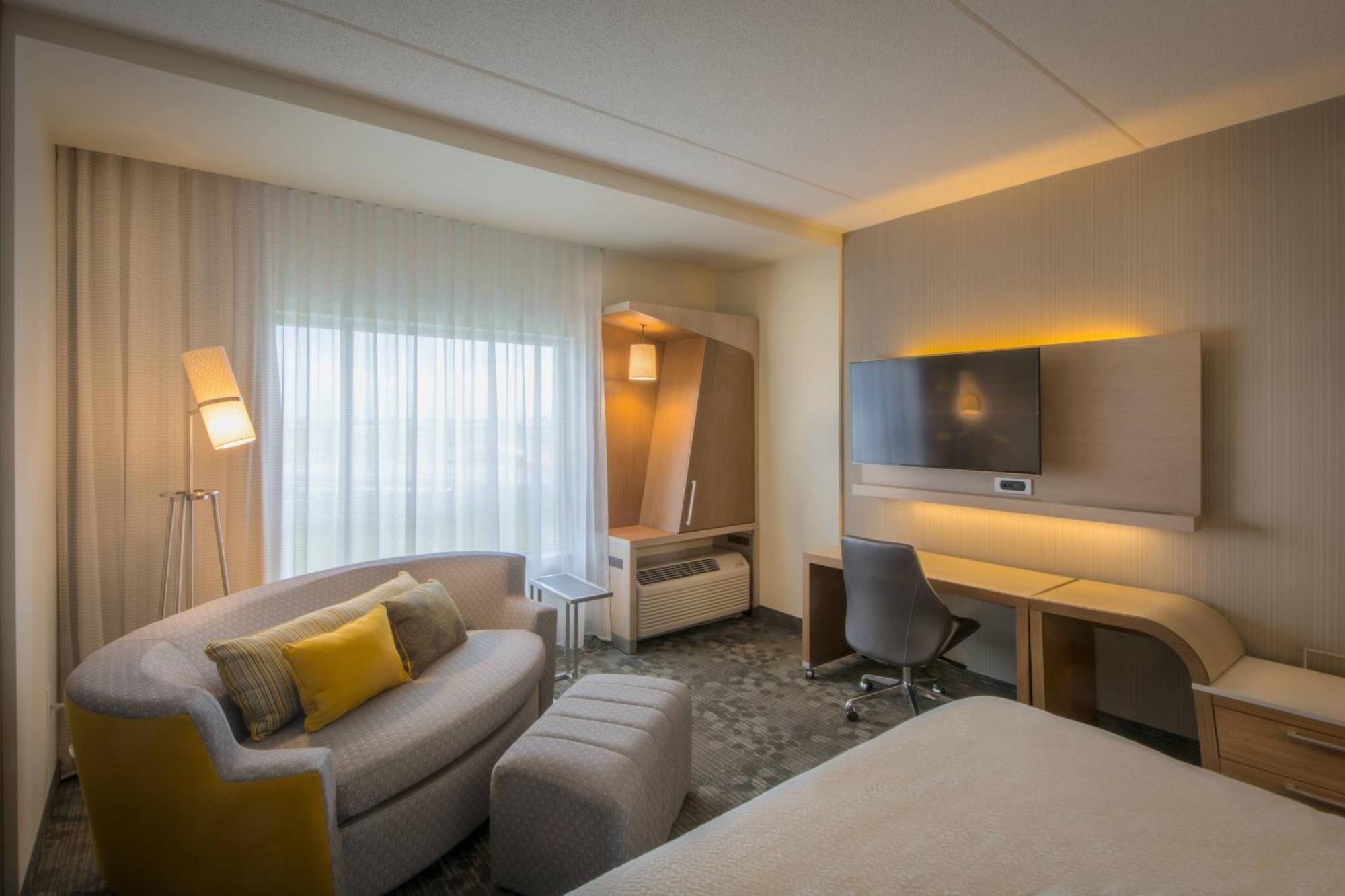 Courtyard By Marriott Winnipeg Airport Exterior foto